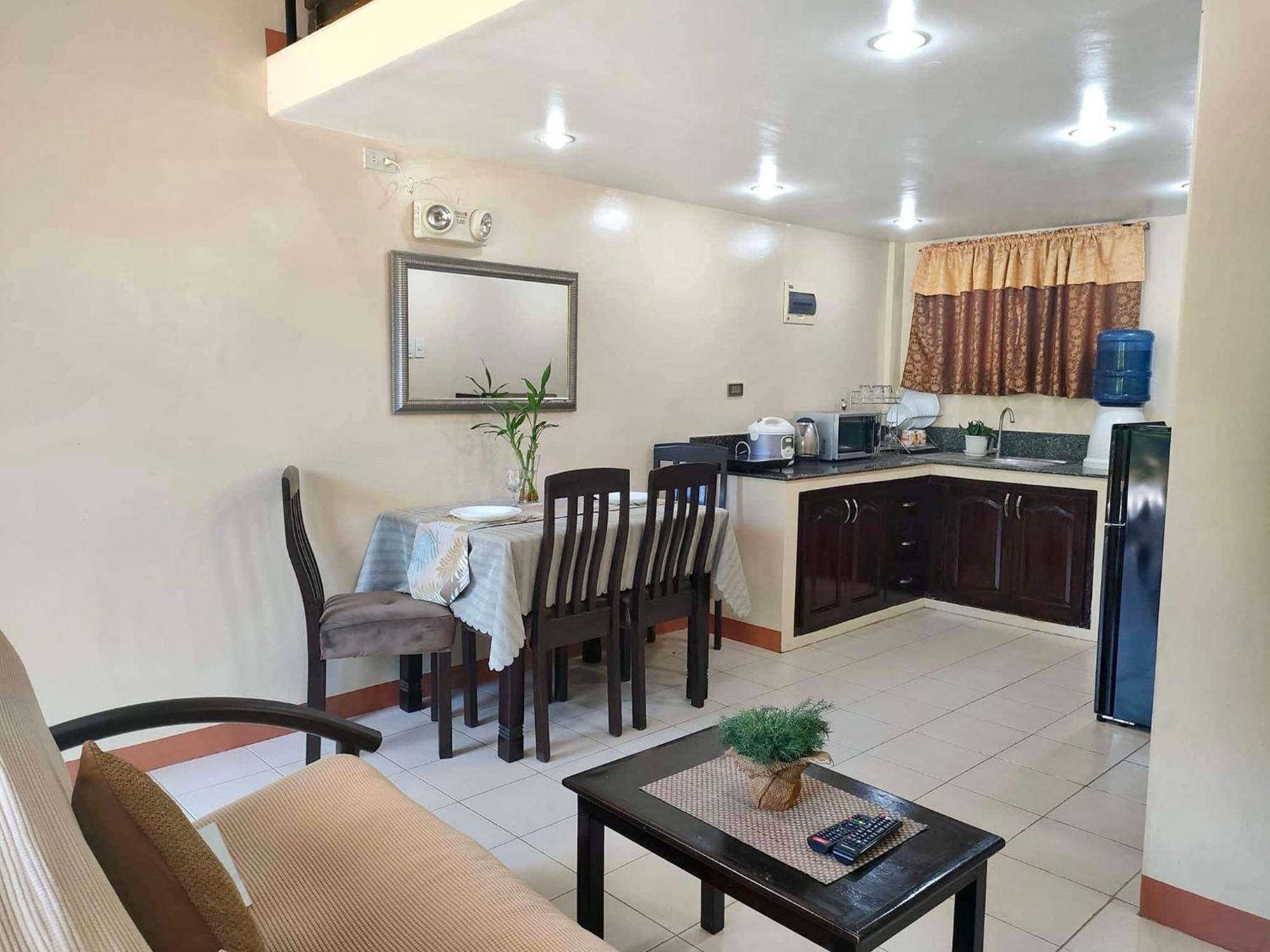 Pal-Watson Apartments Lapu-Lapu City Exterior photo