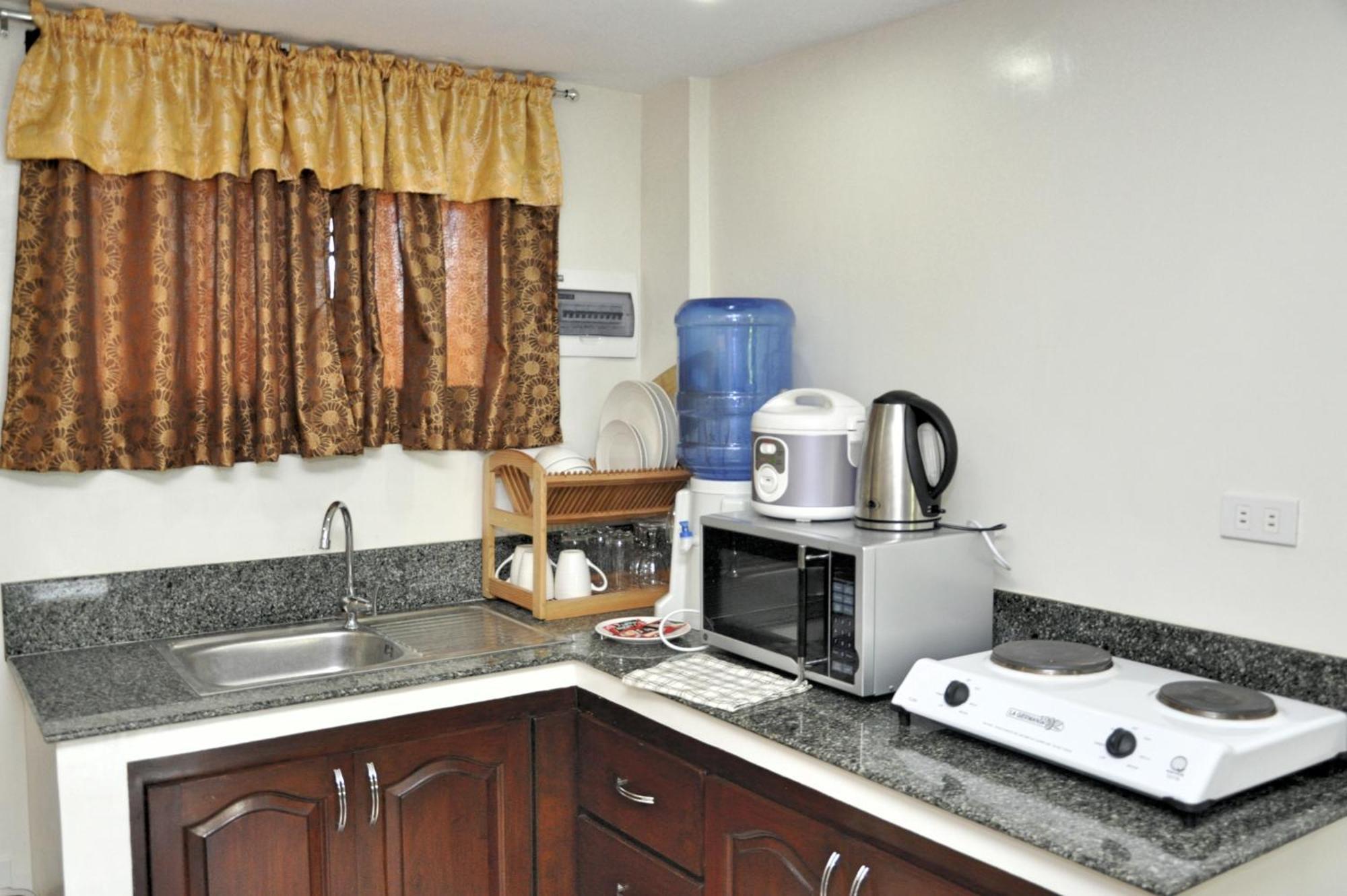 Pal-Watson Apartments Lapu-Lapu City Room photo