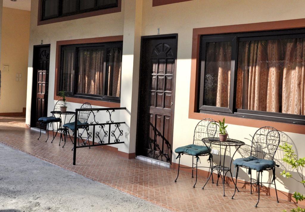 Pal-Watson Apartments Lapu-Lapu City Room photo